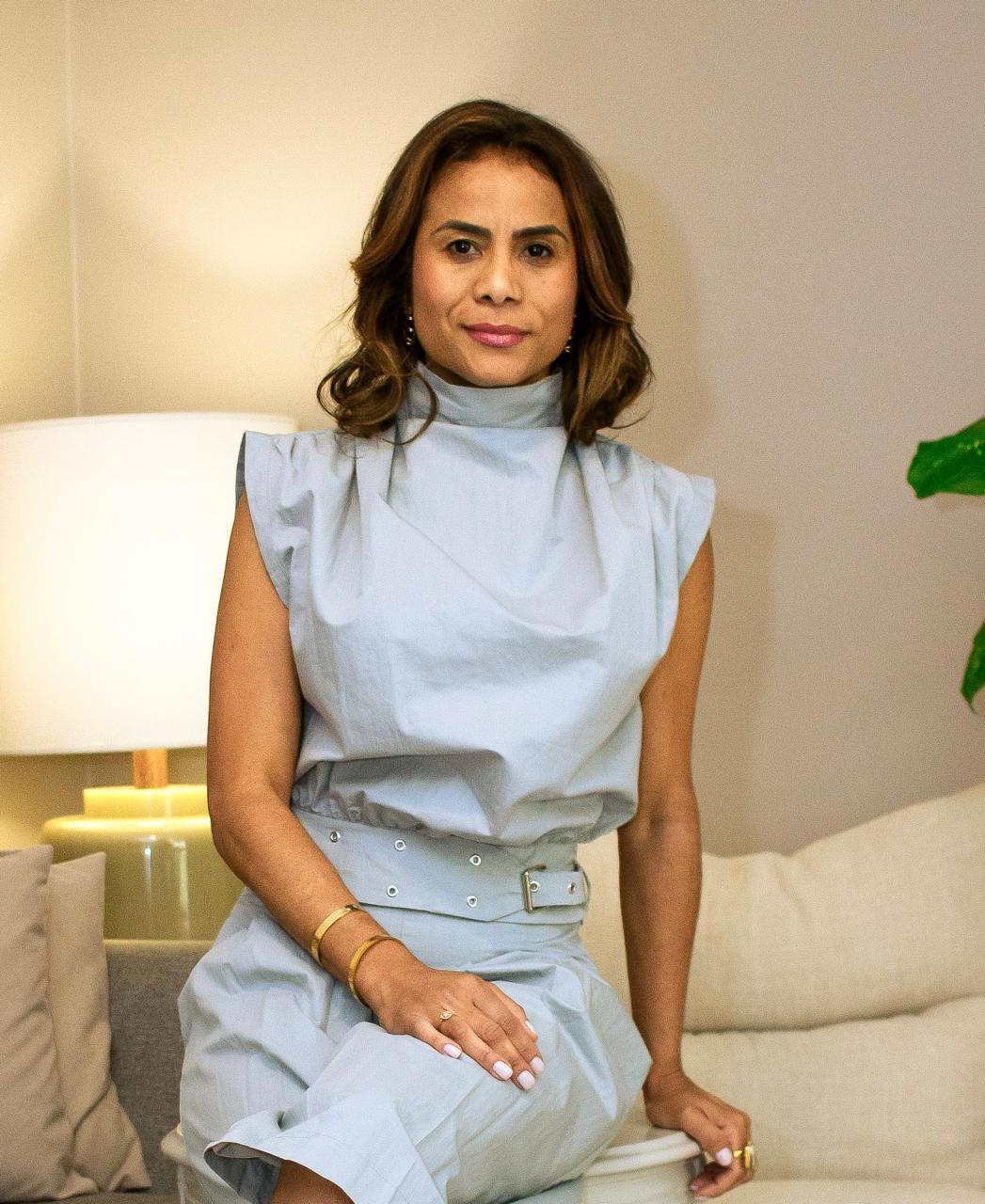 Eleni Silvestre, psicóloga clínica com atuação em Terapia Cognitivo-Comportamental
